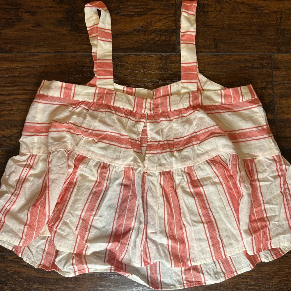 Loft red and white striped flowy boxy tank top - size small - Picture 4 of 11